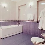 クラマ ハイドゥチロール ゲストハウス 4*
