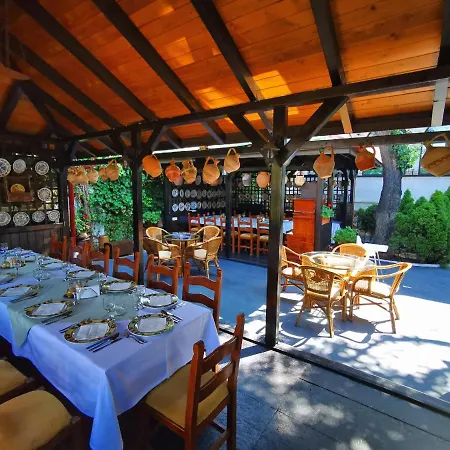 Gasthuis Crama Haiducilor 4*