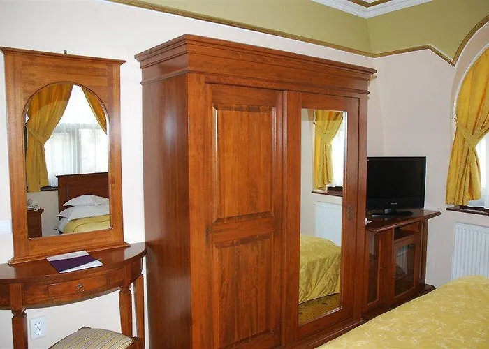 게스트하우스 Crama Haiducilor 4*